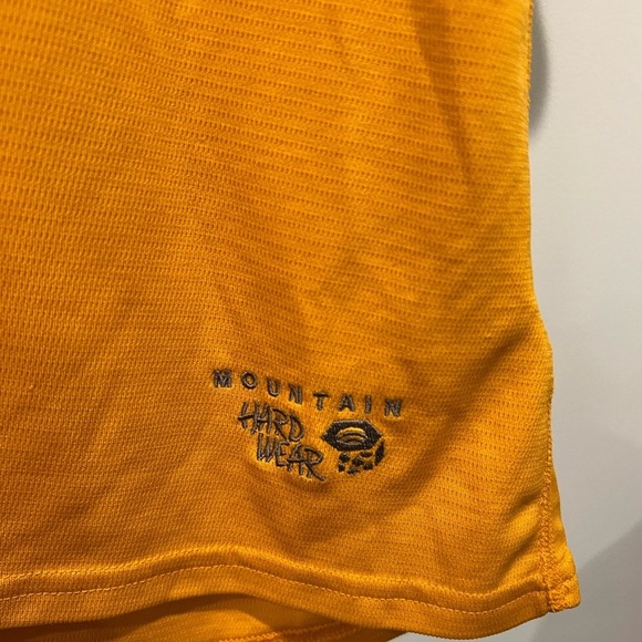 Women’s Golden Orange Mountain HardWear T-Shirt Size Medium - Picture 2 of 9